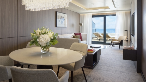 浴衣 船とサンゴ　帆船 Whittier to Tokyo Itinerary | Luxury European Cruises aboard The
